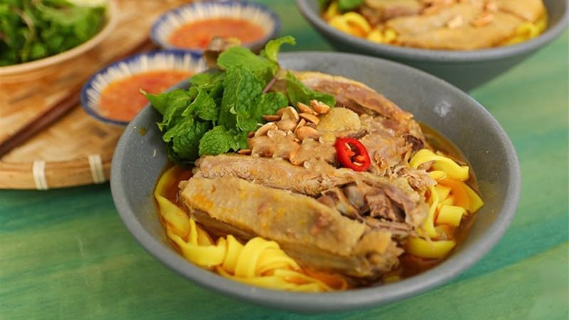 Mi Quang Old Man Que Huong 20oz x 2 packs