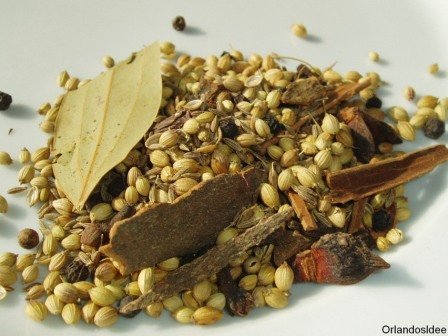 Swad Garam Masala Whole Spices 14 oz - Food / Masala / Dal