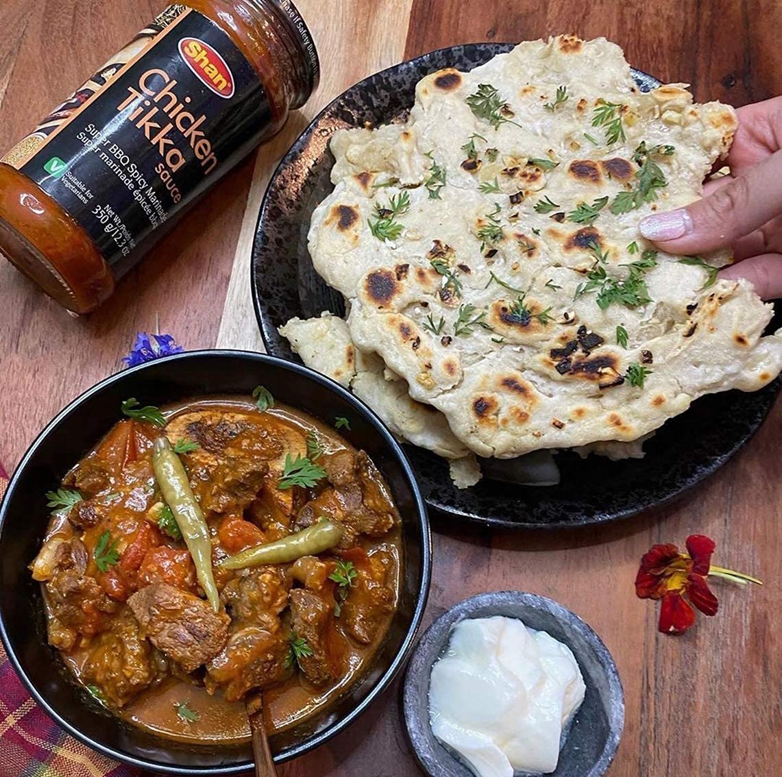 Shan Chicken Tikka Cooking Sauce 12.3oz (350g) - Simmer Sauce for Super Spicy BBQ Marinade - Easy to Cook Delicious Meal at Home - Suitable for Vegetarians