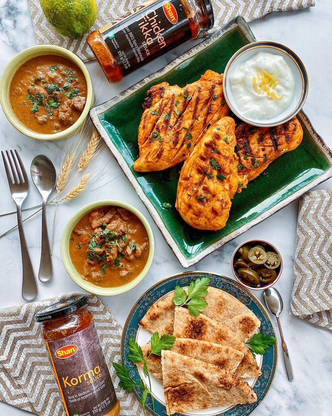 Shan Chicken Tikka Cooking Sauce 12.3oz (350g) - Simmer Sauce for Super Spicy BBQ Marinade - Easy to Cook Delicious Meal at Home - Suitable for Vegetarians
