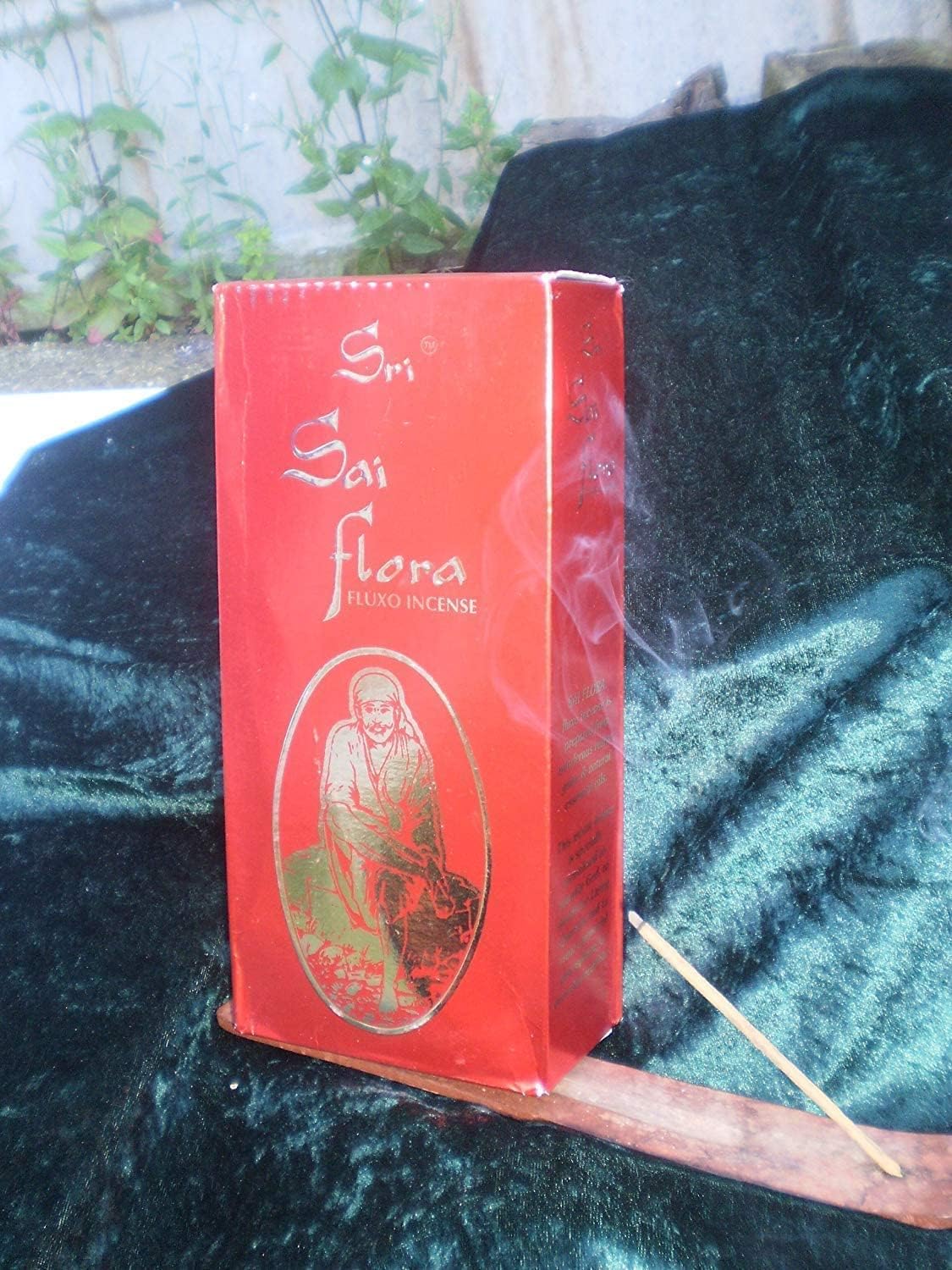 Sri Sai Flora fluxo incense/joss/agarbatti sticks (12 units x 25 grams)
