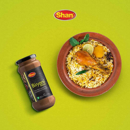 Shan Biryani Cooking Sauce 12.3oz (350g) - Simmer Sauce for Tasty Meat Layered Pilaf - Easy to Cook Delicious Meal at Home - Suitable for Vegetarians