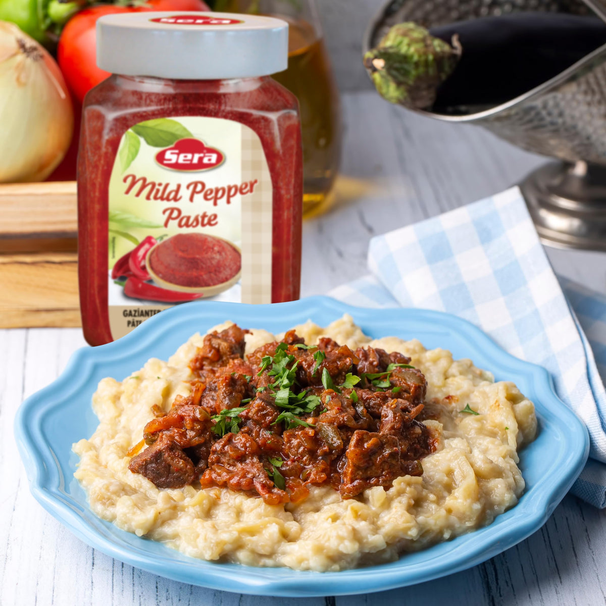 Sera Mild Pepper Paste 25.4 Oz Jar | No Sugar | No Artificial Preservatives | Add a Unique, Peppery Flavor to Your Dishes | Great as a Spread or In Sandwiches!