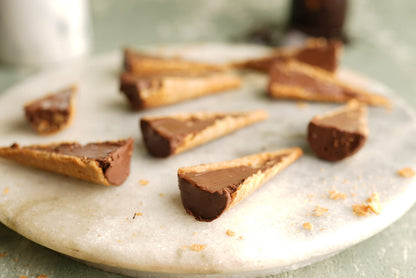 Pure Temptation Chocoblast Gold Hazelnut Chocolate Cone Bites- Chocolate Filled Waffle Cone Tips- Delicious Ice Cream Cone Ends Candy For Snacks & Dessert- Pack Of 1 (10 Individually Wrapped Pieces)